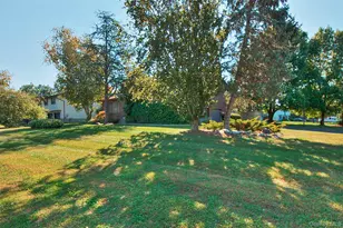 35 Guernsey Dr, New Windsor, NY 12553 - Photo 32