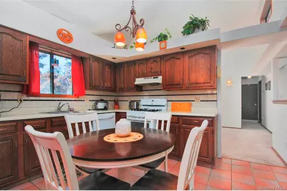 35 Guernsey Drive, New Windsor, NY 12553 - Photo 18