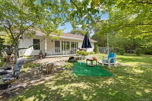 16 Edwards Ave, Calverton, NY 11933 - Photo 2