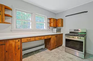 81 Montrose Station Rd, Montrose, NY 10548 - Photo 32