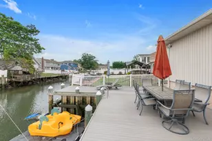 1130 Hayes Pl, Baldwin, NY 11510 - Photo 22