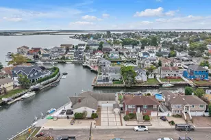 1130 Hayes Pl, Baldwin, NY 11510 - Photo 18