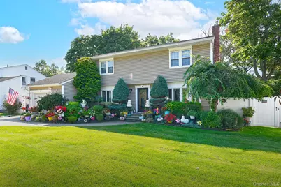 4 Cranford Road, Plainview, NY 11803 - Photo 2