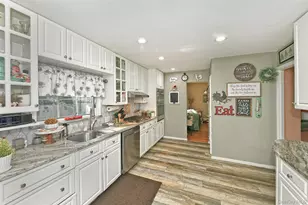 4 Cranford Rd, Plainview, NY 11803 - Photo 12