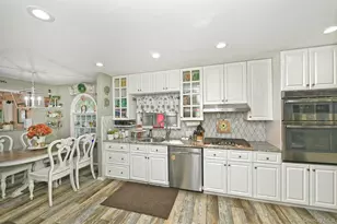 4 Cranford Rd, Plainview, NY 11803 - Photo 10