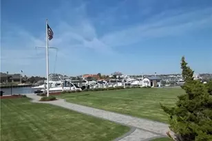 231 Dune Rd, Westhampton Beach, NY 11978 - Photo 10