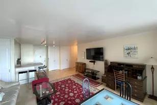 271-10 Grand Central Pkwy, Floral Park, NY 11005 - Photo 4