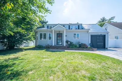 1020 Henhawk Road, Baldwin, NY 11510 - Photo 2