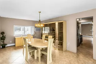 2479 Tonquin St, East Meadow, NY 11554 - Photo 8