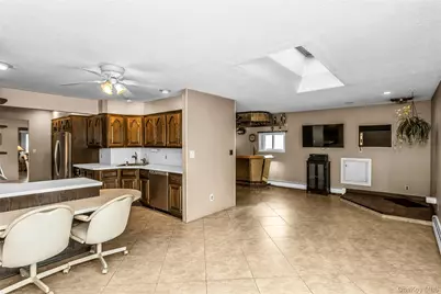 2479 Tonquin Street, East Meadow, NY 11554 - Photo 14