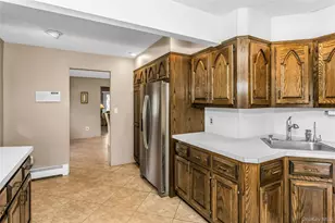 2479 Tonquin St, East Meadow, NY 11554 - Photo 12