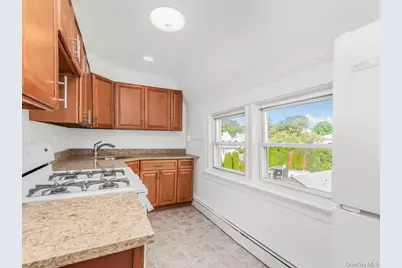 552 N Broadway, Yonkers, NY 10701 - Photo 4