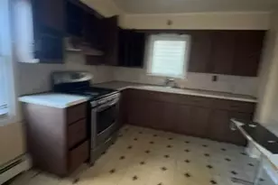 220-18 91st Rd, Queens Village, NY 11428 - Photo 4