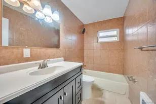 3771 Jerusalem Ave, Seaford, NY 11783 - Photo 28