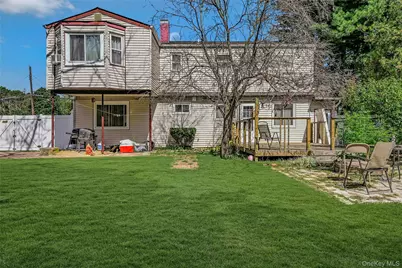 60 E Belmont Street, Bay Shore, NY 11706 - Photo 16