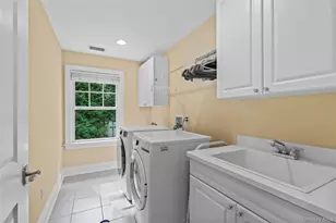 12 Parish Dr, Lattingtown, NY 11560 - Photo 36