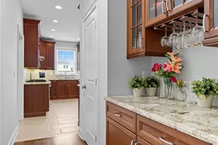 9 Fieldstone Ct, Greenlawn, NY 11740 - Photo 12