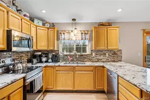 606 Twin Arch Rd, Rock Tavern, NY 12575 - Photo 14