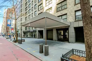 225 E 57th St, New York, NY 10022 - Photo 1