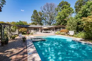 17 Treeview Dr, Melville, NY 11747 - Photo 30