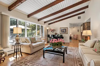 17 Treeview Drive, Melville, NY 11747 - Photo 12