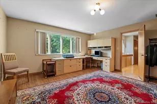 292 Breezyway, Lawrence, NY 11559 - Photo 16