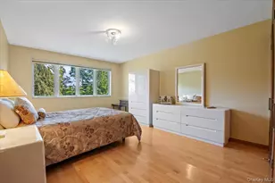 292 Breezyway, Lawrence, NY 11559 - Photo 18