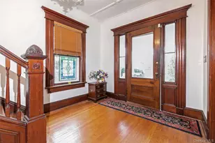 609 1st St, Greenport, NY 11944 - Photo 4