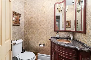 820 Bryant Ave, Roslyn, NY 11576 - Photo 20