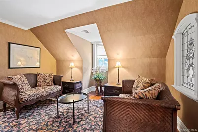 820 Bryant Avenue, Roslyn, NY 11576 - Photo 30