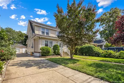 187 S Long Beach Avenue, Freeport, NY 11520 - Photo 2