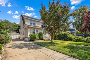 187 S Long Beach Ave, Freeport, NY 11520 - Photo 2