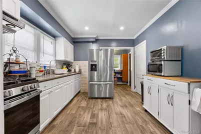 187 S Long Beach Avenue, Freeport, NY 11520 - Photo 16