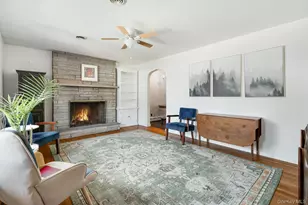 42 Clark St, Poughkeepsie, NY 12601 - Photo 4