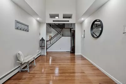 6 Daniel Way, Setauket, NY 11733 - Photo 6