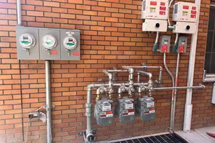 1109 Clarence Ave, Bronx, NY 10465 - Photo 2