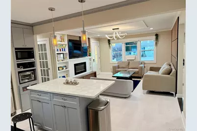 27 Central Avenue, North Babylon, NY 11703 - Photo 6