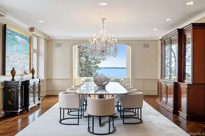 19 Oak Bluff Avenue, Larchmont, NY 10538 - Photo 12