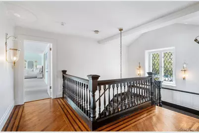 19 Oak Bluff Avenue, Larchmont, NY 10538 - Photo 22