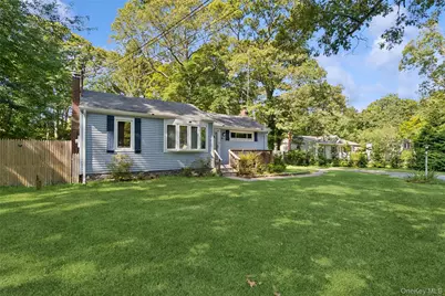 44 S Swezeytown Road, Middle Island, NY 11953 - Photo 28