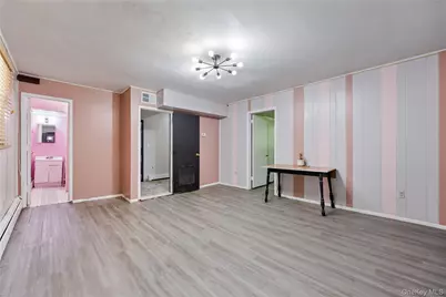 49 N Lorna Lane, Suffern, NY 10901 - Photo 20