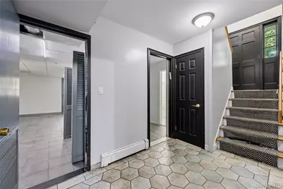 49 N Lorna Lane, Suffern, NY 10901 - Photo 14