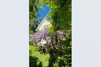 761 E Main Street, Riverhead, NY 11901 - Photo 2