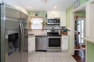 1078 Northgate Ct, Uniondale, NY 11553 - Photo 12