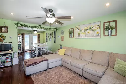 1078 Northgate Court, Uniondale, NY 11553 - Photo 4