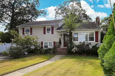 1078 Northgate Court, Uniondale, NY 11553 - Photo 1