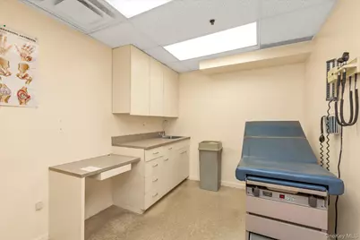 133-47 Sanford Avenue #1E, Flushing, NY 11355 - Photo 8