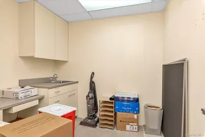 133-47 Sanford Avenue #1E, Flushing, NY 11355 - Photo 12