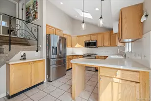 214 Haypath Rd, Old Bethpage, NY 11804 - Photo 10