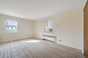 44 Nathan Hale Dr, Huntington, NY 11743 - Photo 14